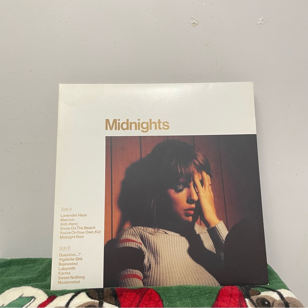 Taylor Swift Midnights LP Mahogany Limited Edition